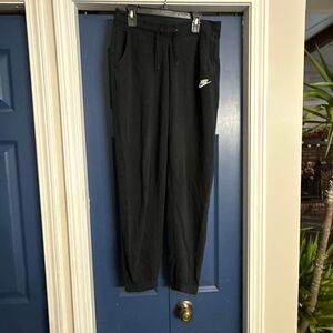 Nike Women’s Black Lightweight Jogger Pants Size Small